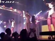 某夜店回馈用户举办色情--节目多多