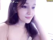 3线美模特孙香玉酒店无聊自慰给老总看