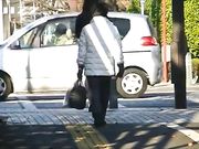 风韵犹存小少妇全裸下身出行被拍