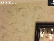 万元一夜的兼职外围女酒店玩学生制服诱惑勾引客户大屌狂插