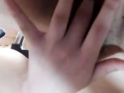 对着镜头揉奶扒开多水小穴 貌似身经百战了啊