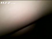 南京某校附近微信约的19岁大一清纯学生妹 第一次被约到宾馆开房 开始还有点害羞