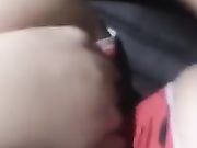 饥渴丰满少妇主播晚上出击勾引个像猪肉佬的胖司机路边车震对白有趣