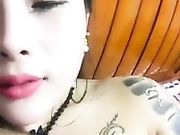 新晋网红狐狸姐约上小姐妹镜头下疯狂卖弄风骚2