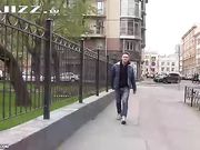 珍妮超享受男友深情舔她的白虎逼