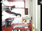 天然大奶艺校漂亮高挑长发美女自家客厅慢慢脱衣走秀 不多说了 秒懂下吧