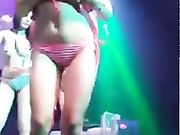 国内很少能够看到的内衣秀脱衣秀 真的是大饱眼福