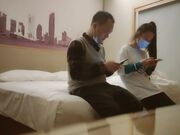 深夜约马尾辫外围翘起屁股舔屌深喉上位骑乘主动套弄