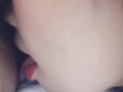 性感美女玩SM绑吊带黑丝项圈口塞吸蛋舔菊