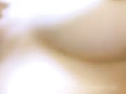 大奶尤物穿着紫色性感情趣内衣和狼友互动