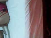 看这个风骚熟女的大屁股貌似屁眼也被开发过