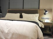 极品美女完美身材大长腿翘起屁股口交埋头舔屌