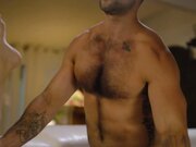 性感小花裙人妖和型男疯狂撸管吃JJ相互插菊爆射