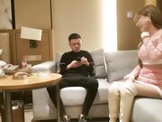 花3000块约外围大胸情趣装干了两炮01