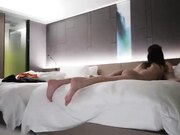 黄先生探花妹子上来就脱光扣逼玩弄换上黑丝口交 02