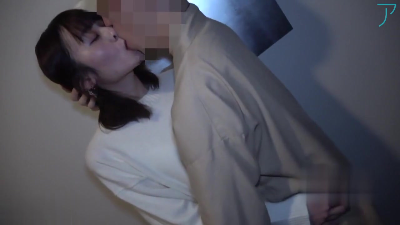 170公分细身美女巨根抽插无套中出