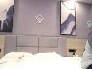 小宝寻花紫色内衣大波浪妹 让洗一下才给操舌吻口交调情 坐上来jb插入上下套弄侧入猛操