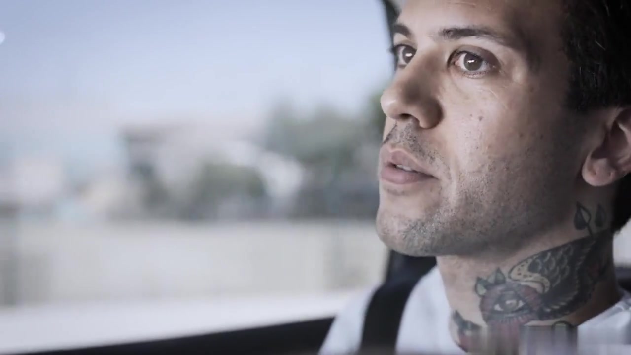 继哥抓到继妹在干继父