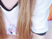 卡哇伊小萝莉无毛超嫩粉穴翘起