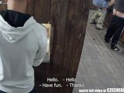 洞穴式性爱也许是捷克历史上最不可思议的发明