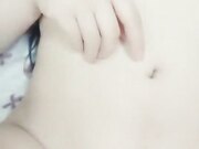 童颜巨乳大眼美少妇勾引房东做爱连续搞了两次