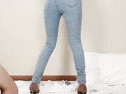 顶级美腿0肉丝高跟鞋操逼交叉姿势扭动细腰 01