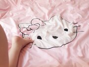 白丝小萝莉自拍诱惑呻吟