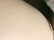 浴场偷偷来一炮 一场赚3500人民币 人来人往随时可能被发现 蜜桃臀 一线天