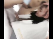 调教漂亮小姐姐 穿上黑丝高跟鞋 尿尿双女舌吻 前后夹击操逼 扶腰站立后入爆插