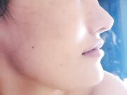 大哥的小女人露脸温柔且风情 露脸躺在床上让小哥玩弄 舔逼蹂躏深喉口交 无套抽插