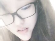 巨乳新人眼镜小姐姐外表文静乖巧吸吮舔屌后入