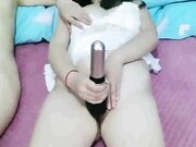 三个中年妇女玩弄一个大哥全程露脸丝袜情趣 大黑牛自慰骚穴特写展示1