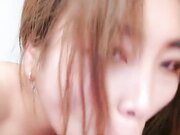 高挑车模勾引网友忍不住舔逼做爱射在外阴上