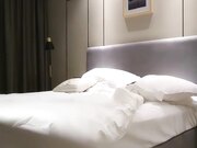 高颜值白裙妹子 退下内裤互舔特写口交猛操