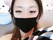 你的小美女新人长相甜美清纯妹子啪啪 无毛粉穴情趣制服口交骑坐特写后入猛操