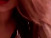 《吃瓜网曝热门事件》脸书小有名气拥有43万粉大波气质女神与金主啪啪露脸自拍流出