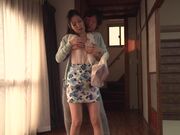 自慰更进一步 与满足 性服务 愿望的管家进行虚拟性爱 八掛うみ3