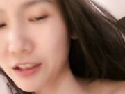 精油推背一顿操 不尽兴搞完道具自慰 跪在椅子上后入震穴2