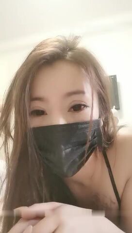 超棒身材女孩蒙眼玩刺激 狗链调教 后入怼着操不停浪叫 找粉丝来玩3P