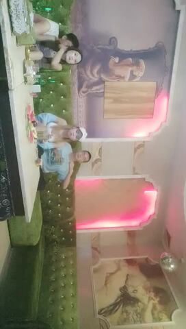 歌厅探花陈先生唱唱歌点两颜值美女4P大战 伸进衣服摸摸奶子