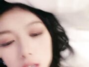 极品尤物车模下海 在床上超级骚 性感吊带丝袜美腿 特殊视角爆操骚穴