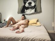 年轻短发小妹 被大鸡巴狂干出血