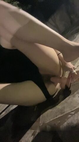 漂亮小少妇 正是女人味大爆发的时候 翘臀白皙肌肤好诱惑