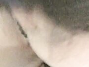 网吧勾引玩联盟小哥哥脱下内裤送给他闻起来有点上头哈哈 从网吧厕所干到酒店