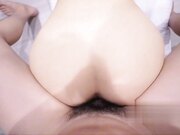 樱花小猫_小猫的夏日户外露出～回家就被老公按在床上猛干