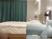 约啪高颜值文学系萝莉美女，又白又直的青