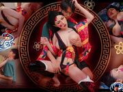 超高傲大奶美女误喝媚药 乖乖服从我的命令