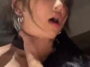 上海富二代约操抖音网红学生主播「窒息母狗」背着男朋友出轨