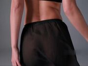 拍摄时忍不住做爱