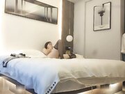 外围女神 旗袍黑丝 白嫩美乳风情万种 文轩今晚要赚爽